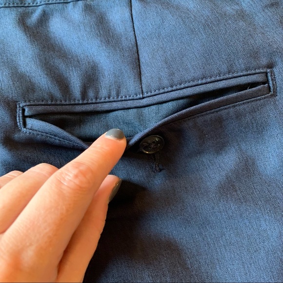 Greg Norman | Navy Blue Hybrid Shorts | Sz 38 - Picture 4 of 13